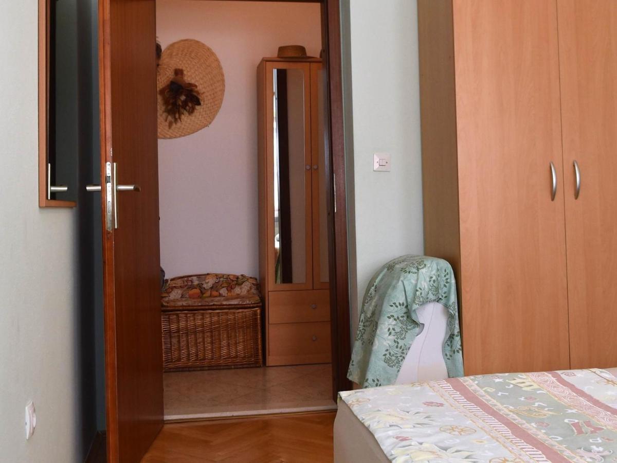 Apartment Manigo Supetar Eksteriør billede
