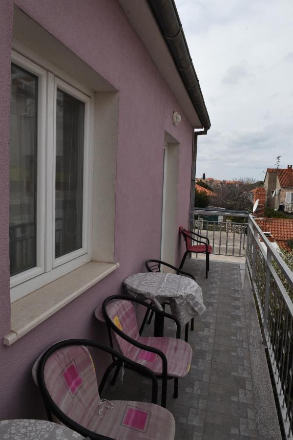 Apartment Manigo Supetar Eksteriør billede